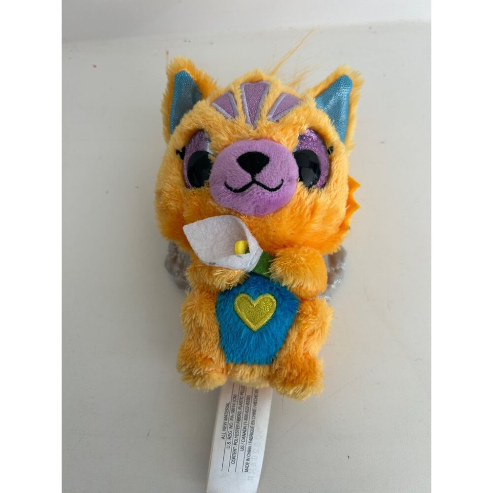 Hatchimals Orange Winged Plush 2 Peacat Peacock Spin master Toys Stuffed Animal